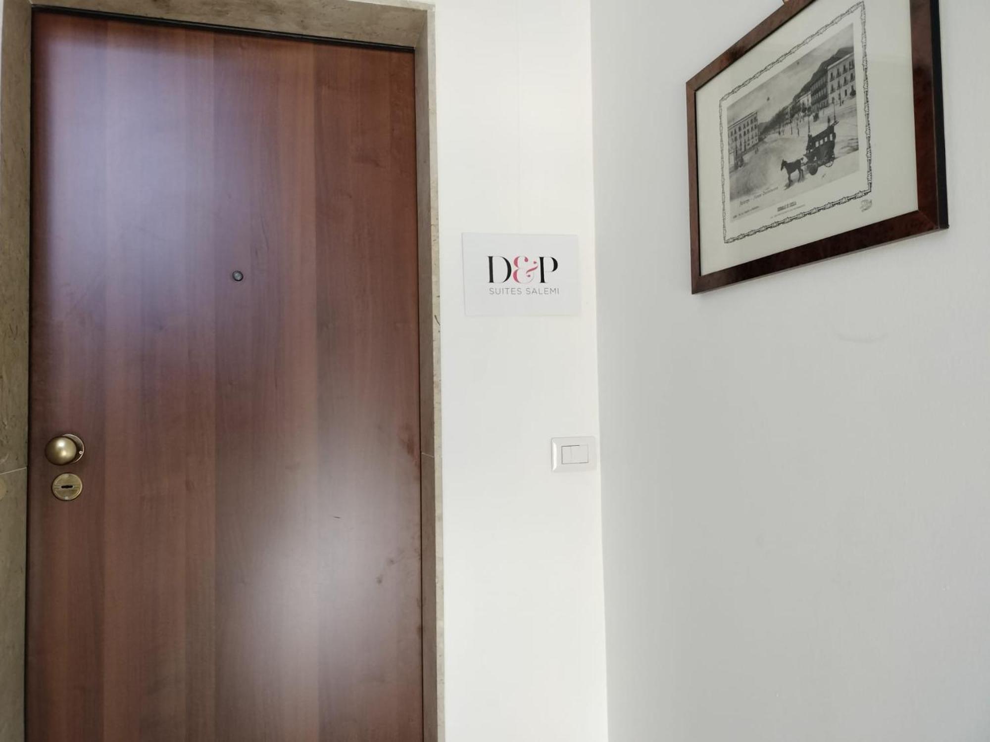 D&P Suites 1 Salemi Exterior photo
